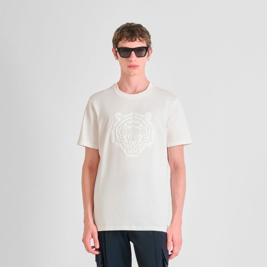 camiseta-con-estampado-de-tigre-engomado camiseta-con-estampado-de-tigre-engomado