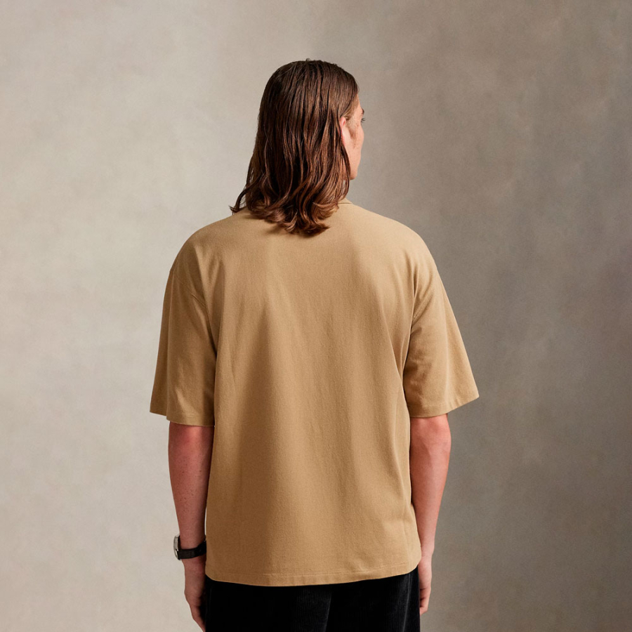 polo-sportiva-in-maglia-dal-taglio-rilassato polo-sportiva-in-maglia-dal-taglio-rilassato