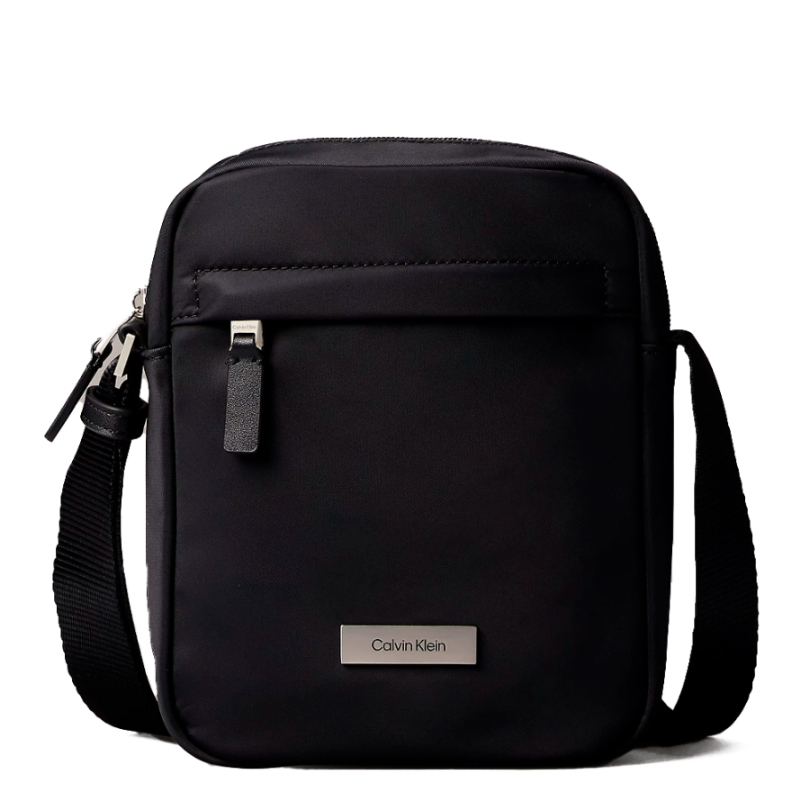 matte-nylon-reporter-bag matte-nylon-reporter-bag