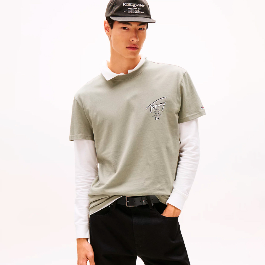t-shirt-en-tricot-signature-avec-logo-au-dos t-shirt-en-tricot-signature-avec-logo-au-dos