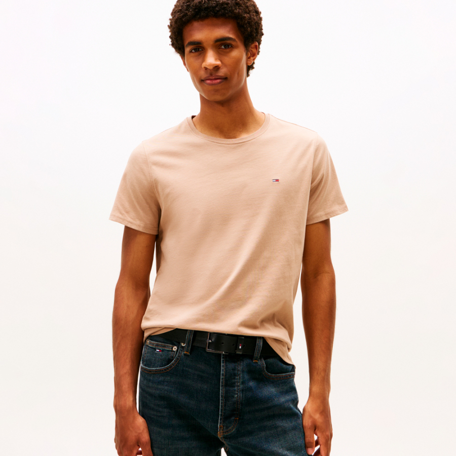 camiseta-con-corte-slim camiseta-con-corte-slim
