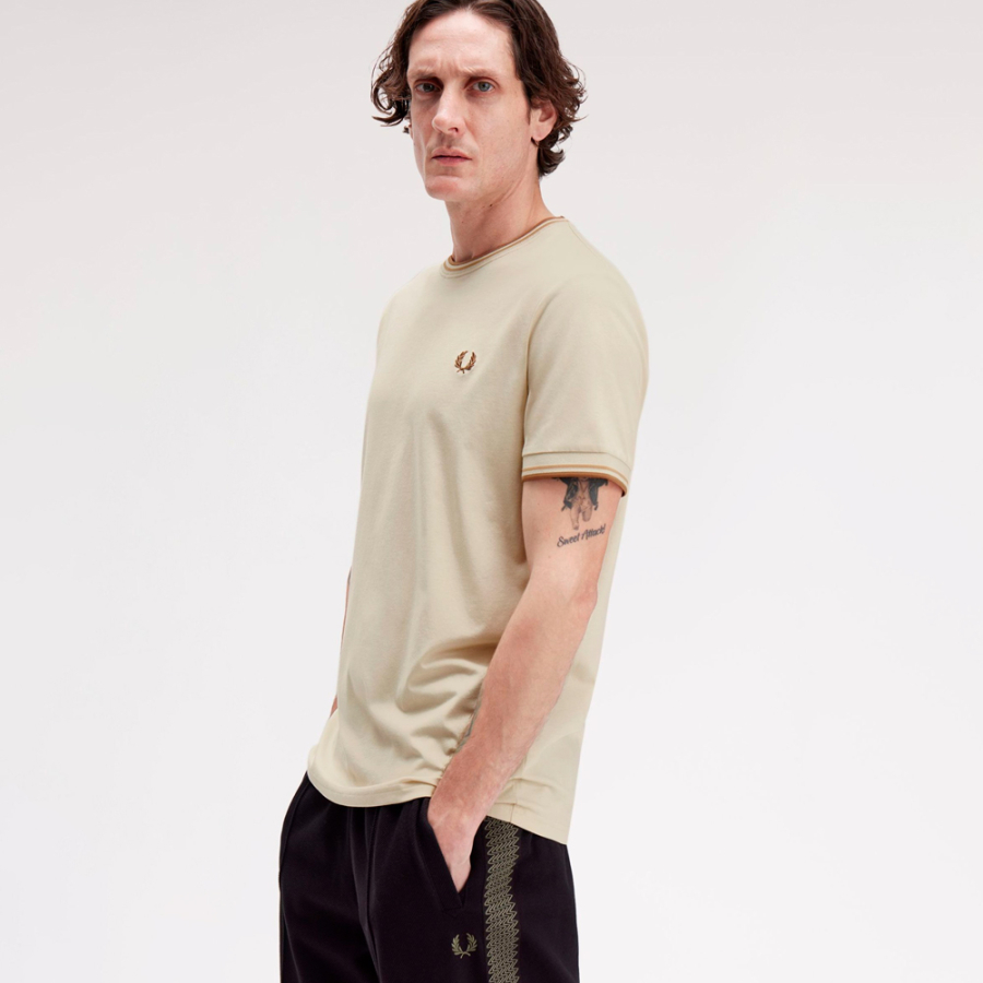 t-shirt-a-double-pointe t-shirt-a-double-pointe