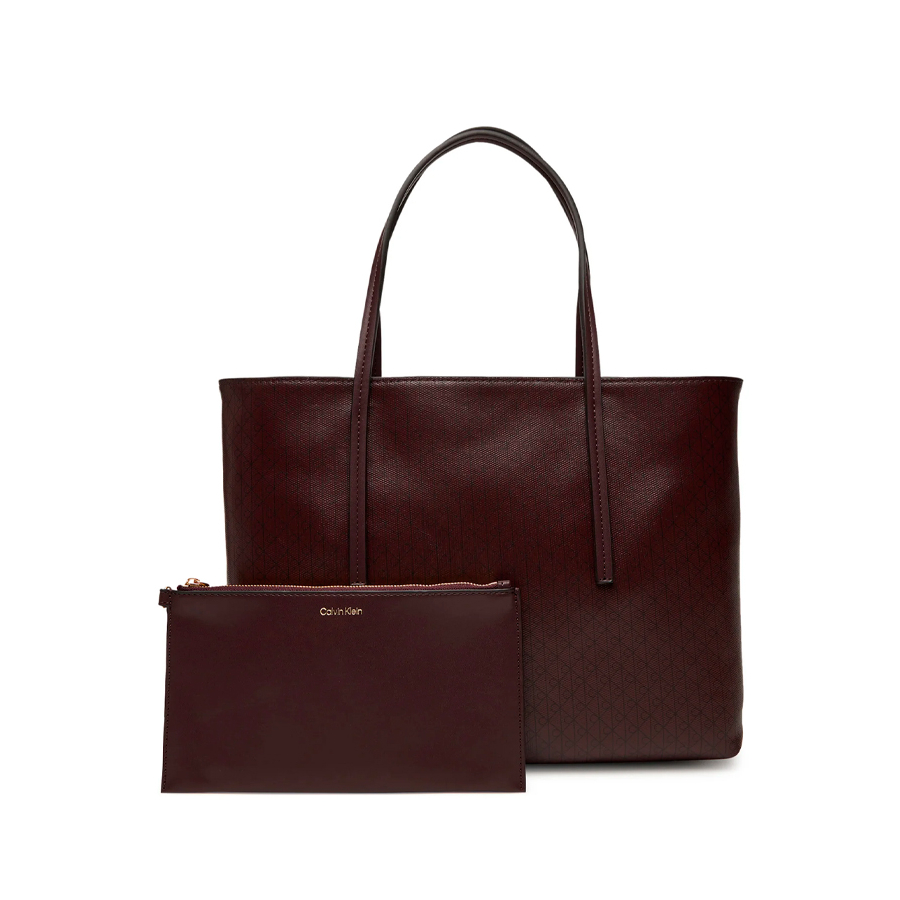 petit-sac-fourre-tout-avec-logo-monogramme-et-pochette petit-sac-fourre-tout-avec-logo-monogramme-et-pochette