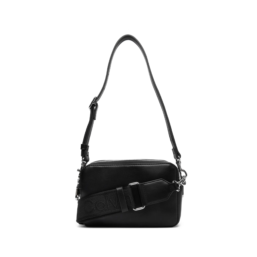 wandelbare-umhangetasche-mit-2-riemen wandelbare-umhangetasche-mit-2-riemen