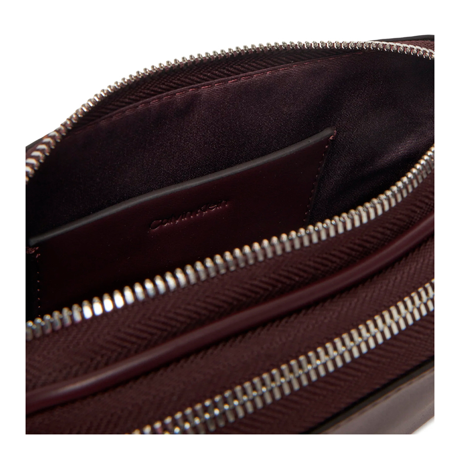 wandelbare-umhangetasche-mit-2-riemen wandelbare-umhangetasche-mit-2-riemen