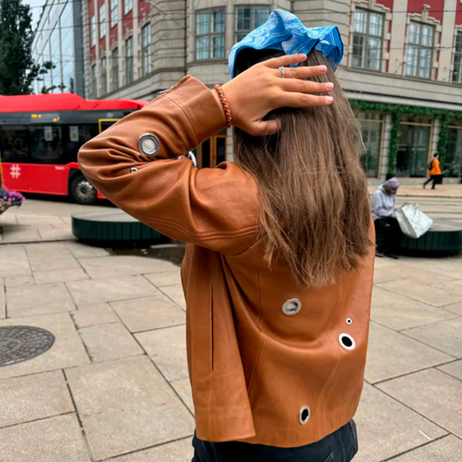 glitzer-haargummi-in-terrakotta-himbeere glitzer-haargummi-in-terrakotta-himbeere