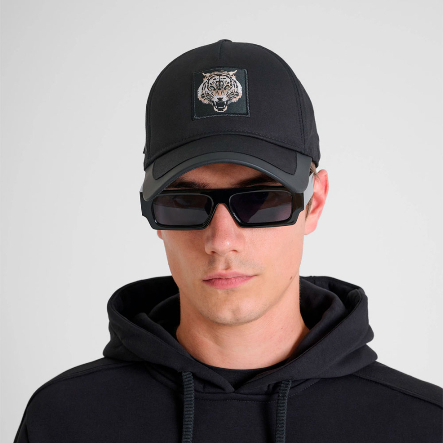 casquette-a-visiere-style-baseball-avec-patch-tigre casquette-a-visiere-style-baseball-avec-patch-tigre