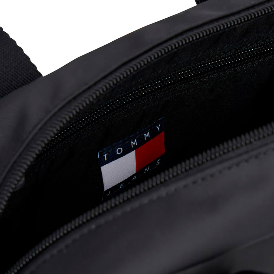 essential-inscription-crossbody-bag essential-inscription-crossbody-bag