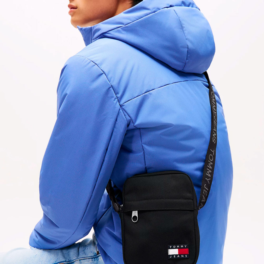 borsa-a-tracolla-reporter-essential-inscription borsa-a-tracolla-reporter-essential-inscription