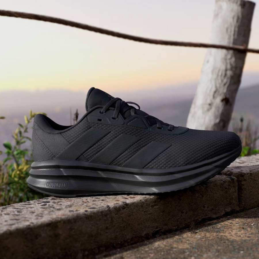 scarpa-da-corsa-galaxy-7 scarpa-da-corsa-galaxy-7