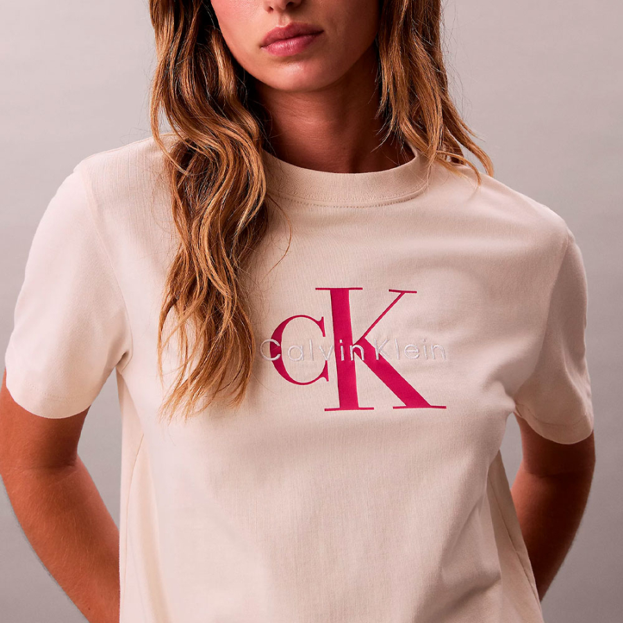 monogram-logo-t-shirt monogram-logo-t-shirt