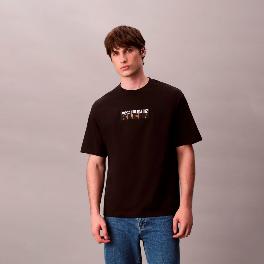 t-shirt-ample-avec-logo-graphique-en-bloc t-shirt-ample-avec-logo-graphique-en-bloc