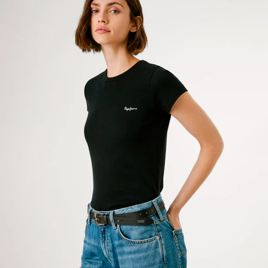 geripptes-t-shirt-mit-logo-aufdruck geripptes-t-shirt-mit-logo-aufdruck