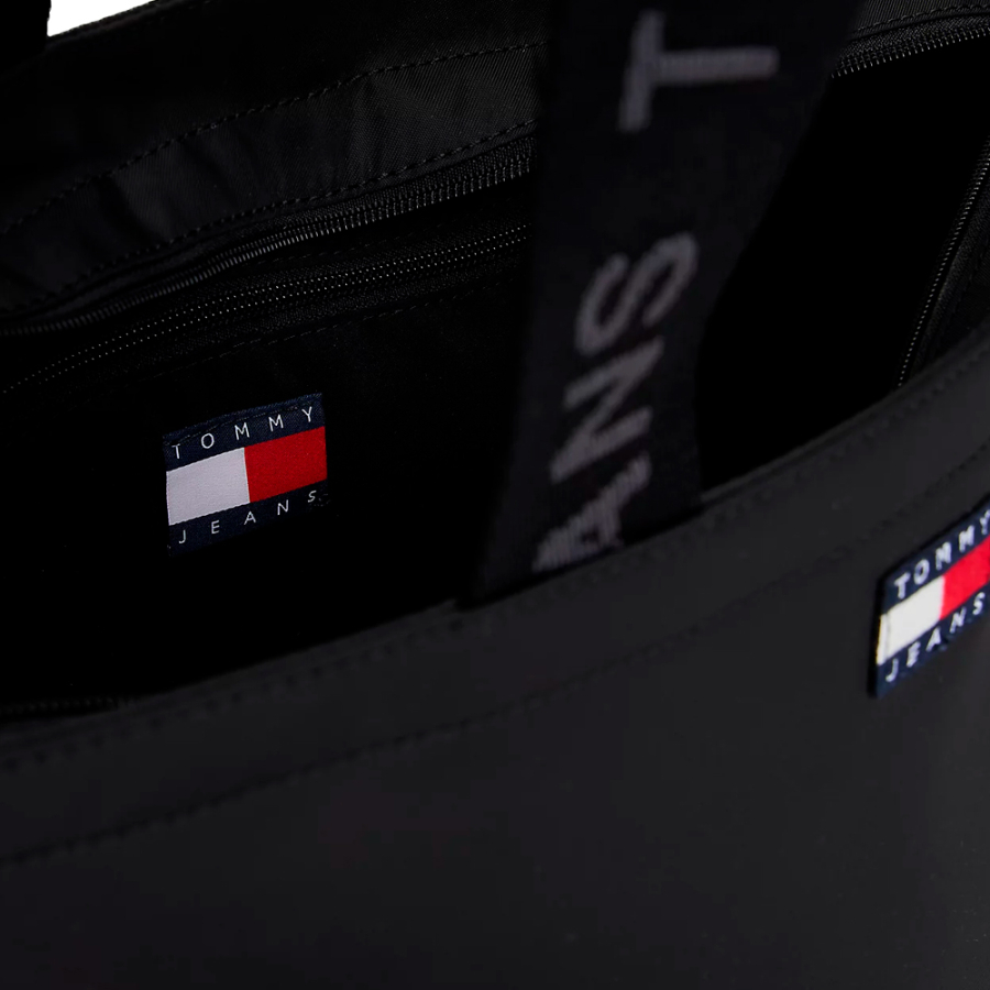 sac-fourre-tout-avec-inscription sac-fourre-tout-avec-inscription