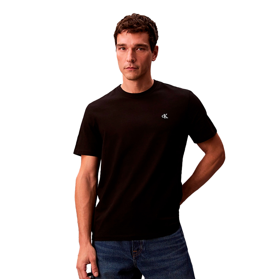 t-shirt-ampia-con-monogramma-ricamato t-shirt-ampia-con-monogramma-ricamato