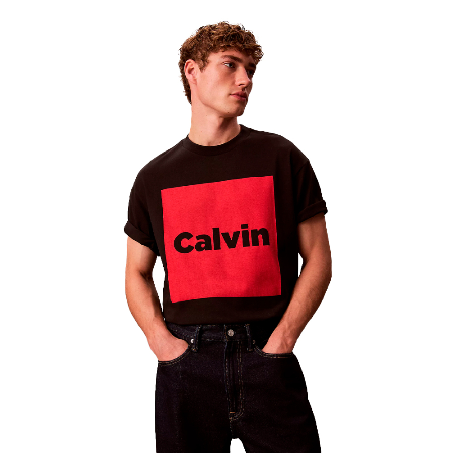 t-shirt-ample-avec-logo-graphique-encadre t-shirt-ample-avec-logo-graphique-encadre