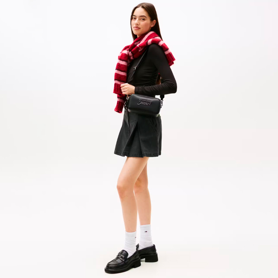 borsa-a-tracolla-con-scritta-in-grassetto borsa-a-tracolla-con-scritta-in-grassetto