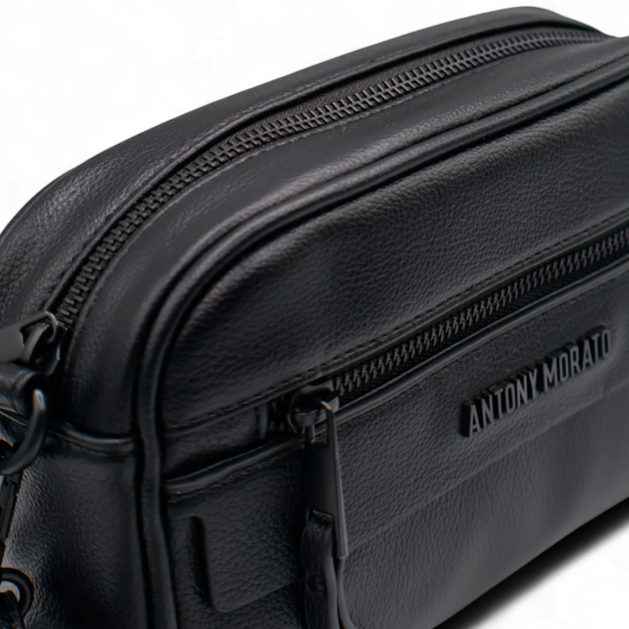 bandolera-pouch-in-ecopelle-bottigliata bandolera-pouch-in-ecopelle-bottigliata