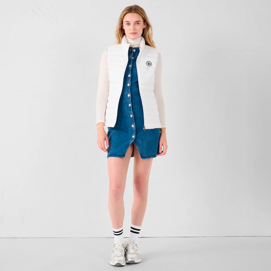 sleeveless-lightweight-down-jacket sleeveless-lightweight-down-jacket