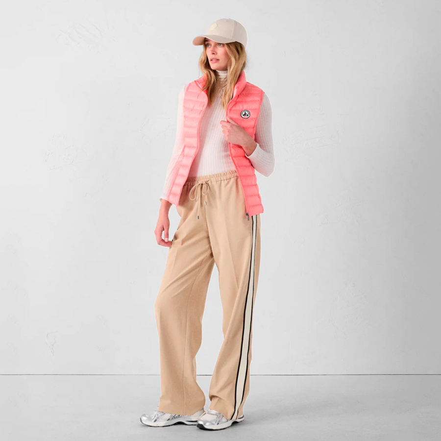 armellose-leichte-daunenjacke armellose-leichte-daunenjacke