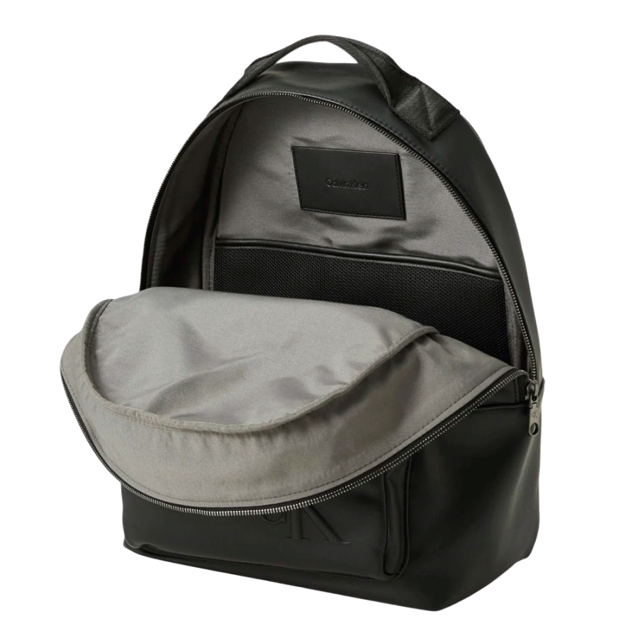 auffalliger-runder-rucksack auffalliger-runder-rucksack