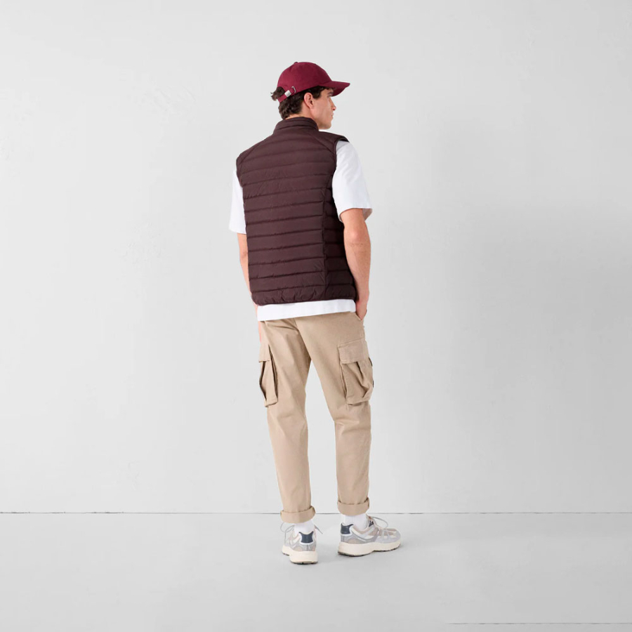 armellose-stretch-daunenweste armellose-stretch-daunenweste