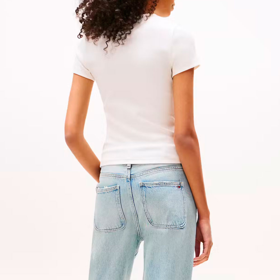 camiseta-slim-acanalada-con-parche camiseta-slim-acanalada-con-parche