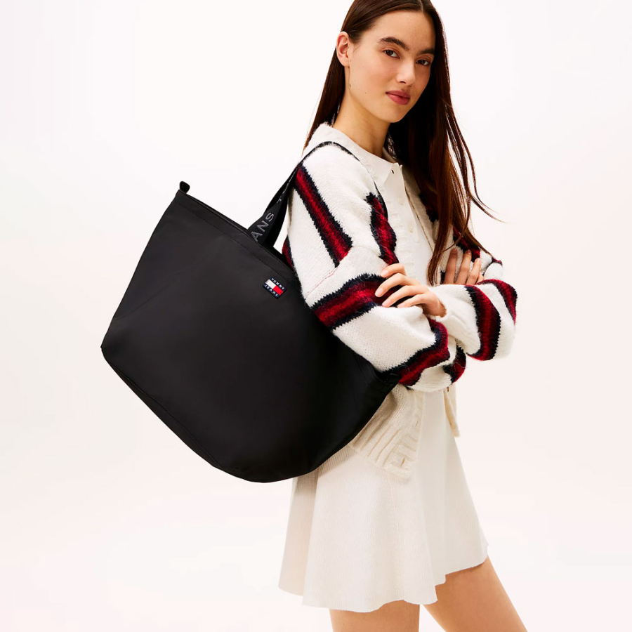 sac-fourre-tout-essentiel-avec-inscription