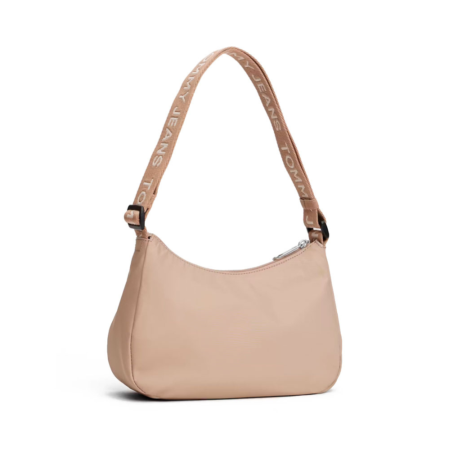 logo-shoulder-bag logo-shoulder-bag