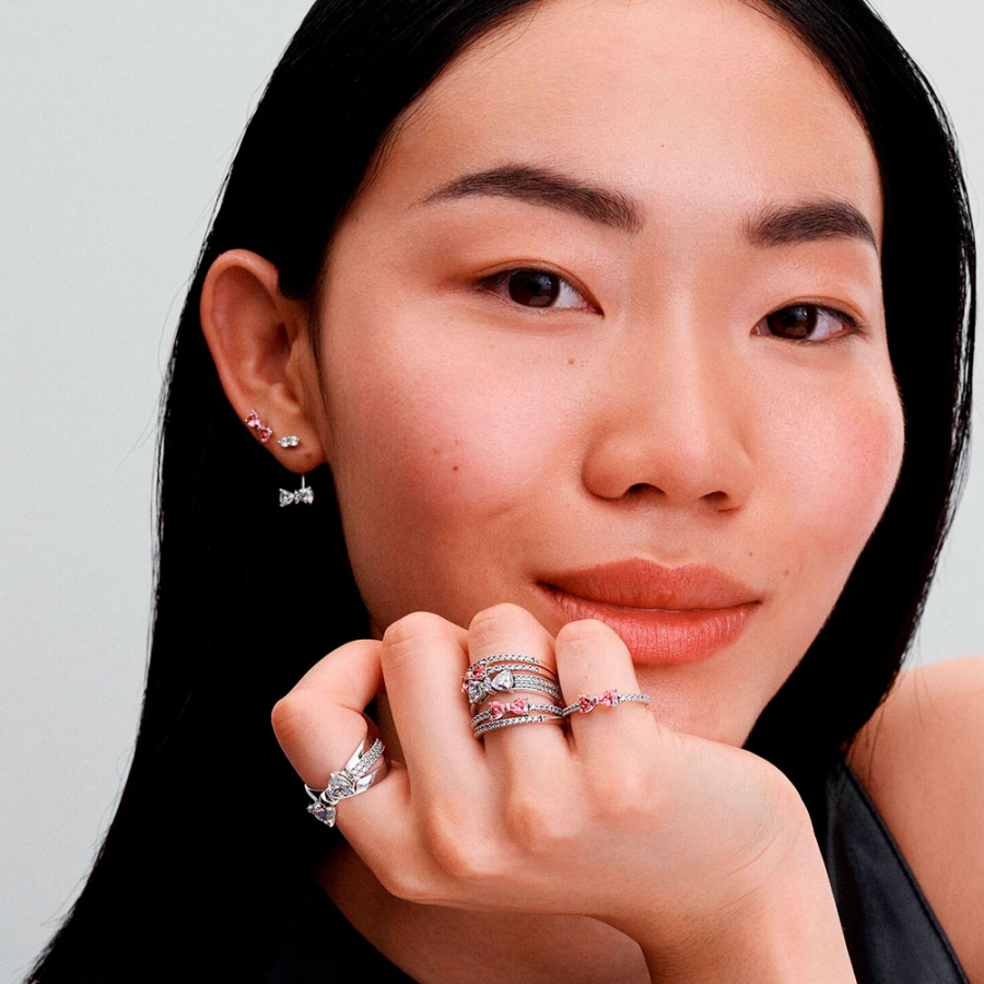 brincos-pendentes-com-laco-brilhante-293543c01 brincos-pendentes-com-laco-brilhante-293543c01