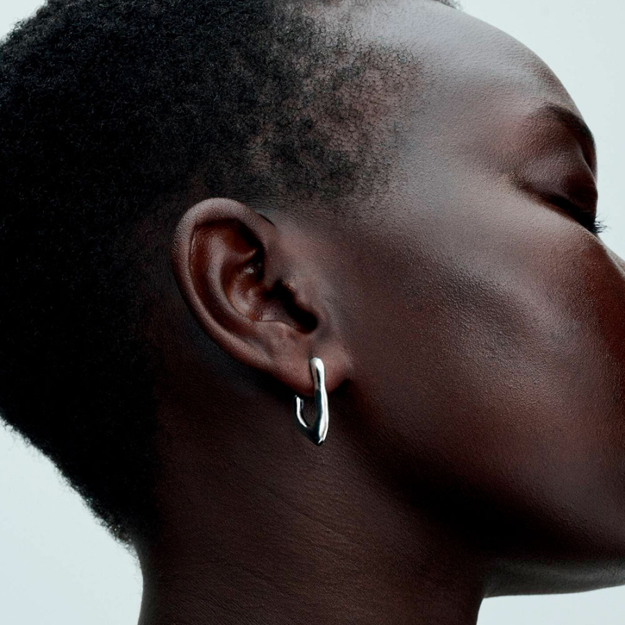 organic-v-shaped-open-hoop-earrings-293290c00 organic-v-shaped-open-hoop-earrings-293290c00