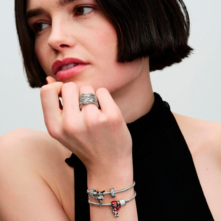 porte-cles-marvel-deadpool-793360c01 porte-cles-marvel-deadpool-793360c01