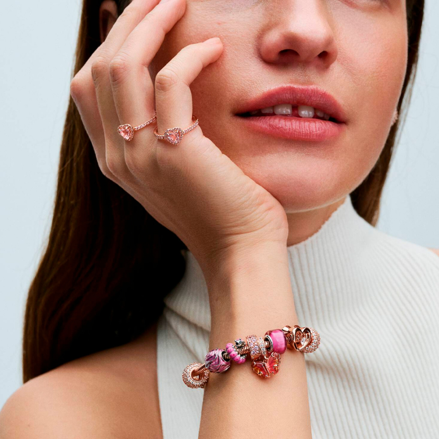 schmetterlingsanhanger-aus-rosa-und-gelbem-muranoglas-782698c01 schmetterlingsanhanger-aus-rosa-und-gelbem-muranoglas-782698c01