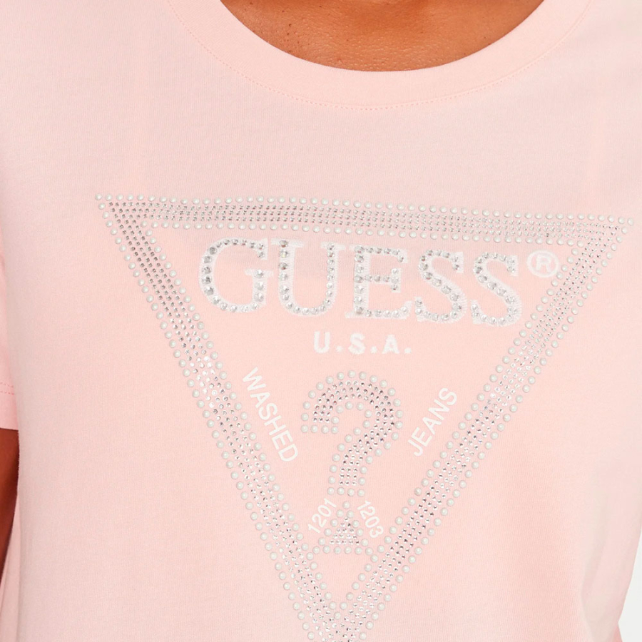 t-shirt-mit-dreieckslogo t-shirt-mit-dreieckslogo