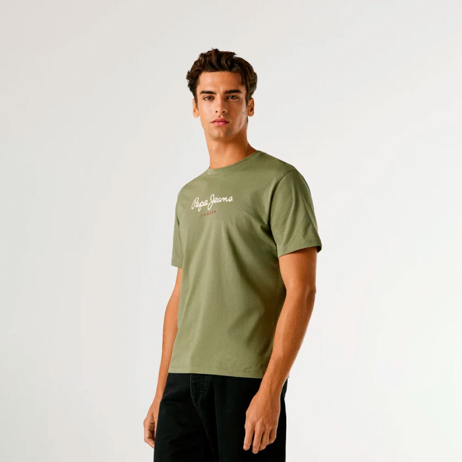 t-shirt-mit-logo-print-in-normaler-passform