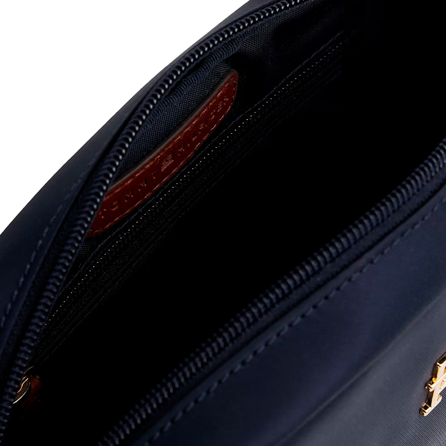 technical-fabric-shoulder-bag technical-fabric-shoulder-bag