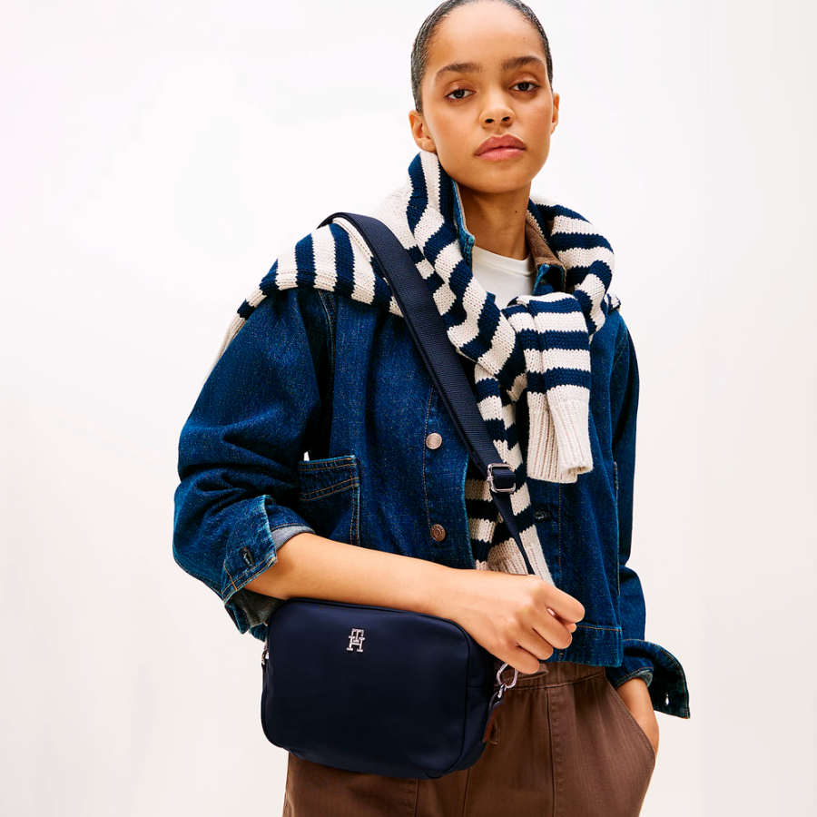 technical-fabric-shoulder-bag technical-fabric-shoulder-bag