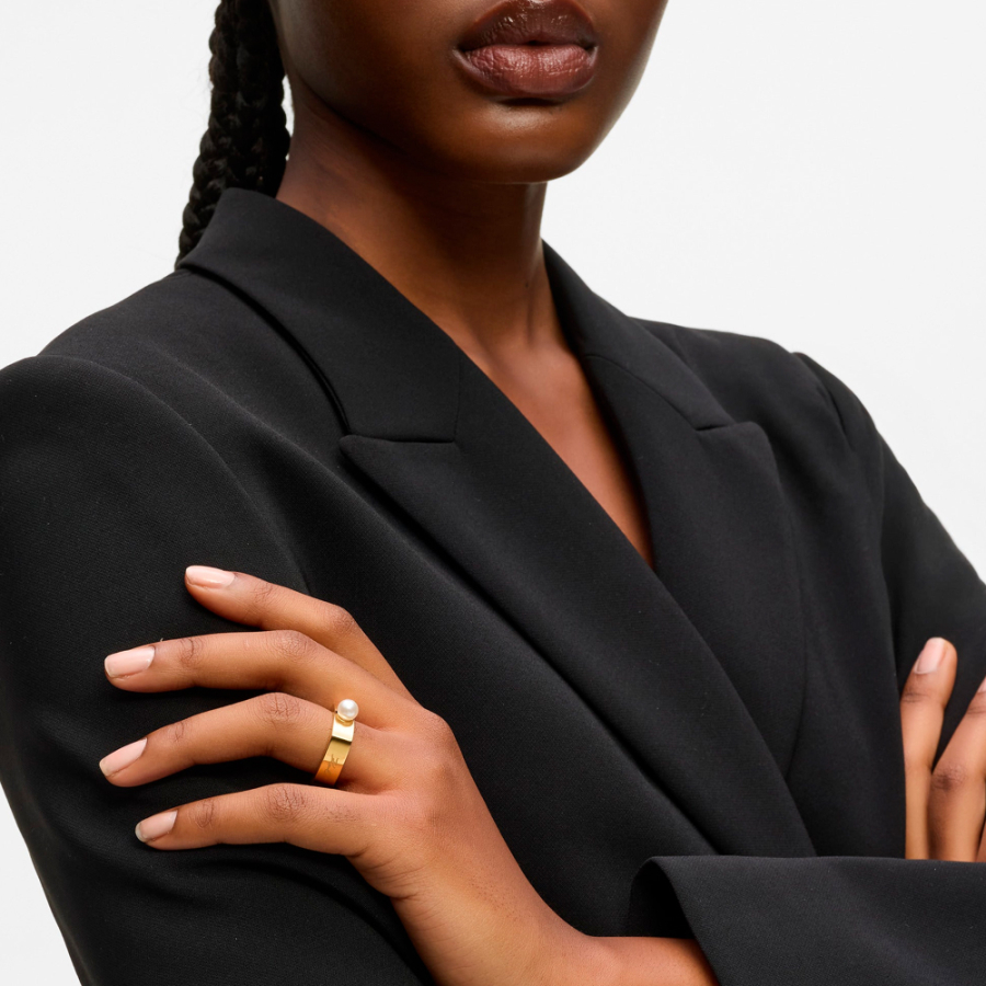 signature-square-ring