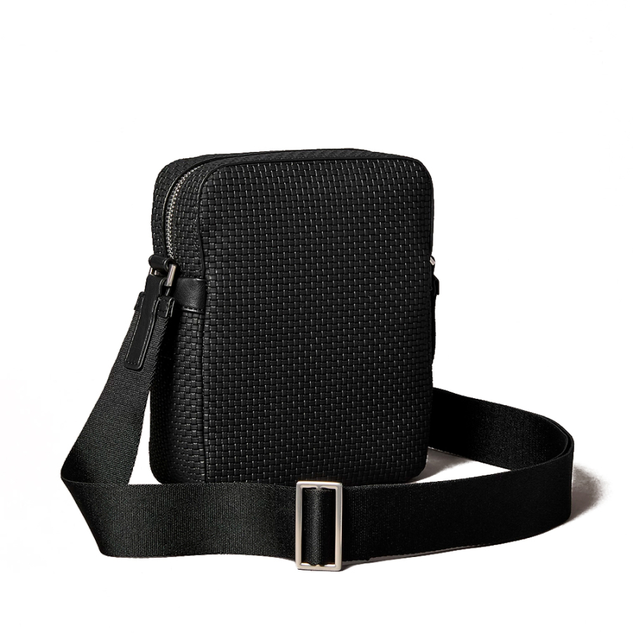 embossed-woven-reporter-s-bag