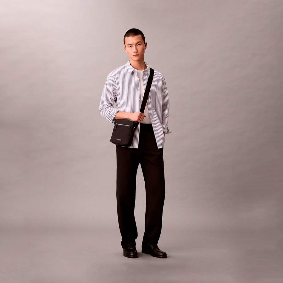 bolsa-de-reporter-em-tecido-com-relevo bolsa-de-reporter-em-tecido-com-relevo