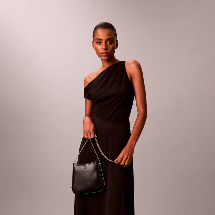 borsa-a-tracolla-con-catena-e-monogramma