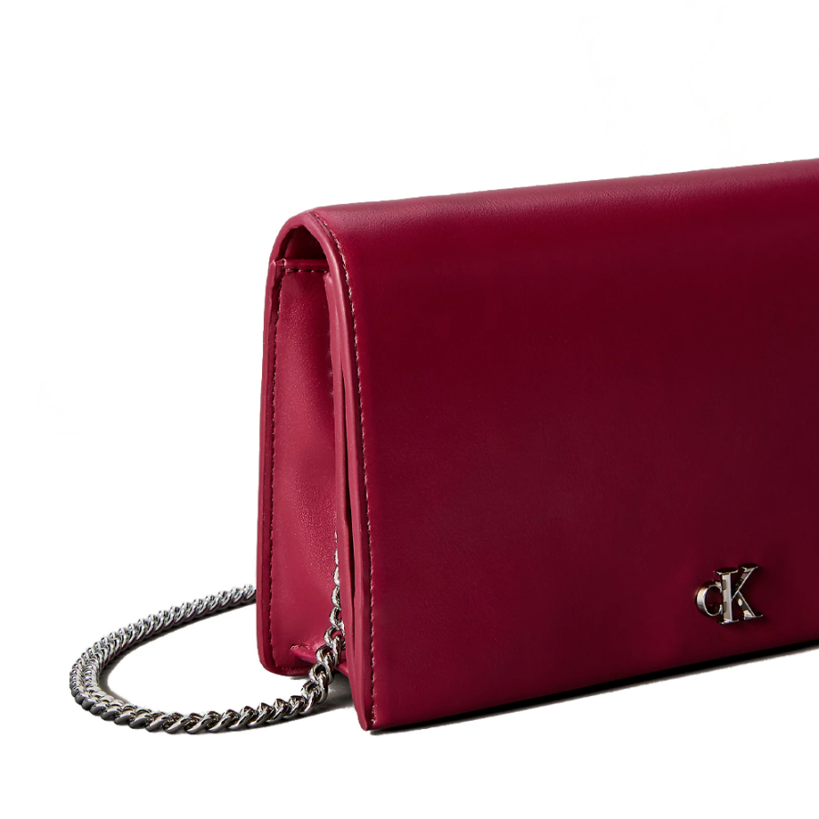 monogrammierte-kettenbrieftasche