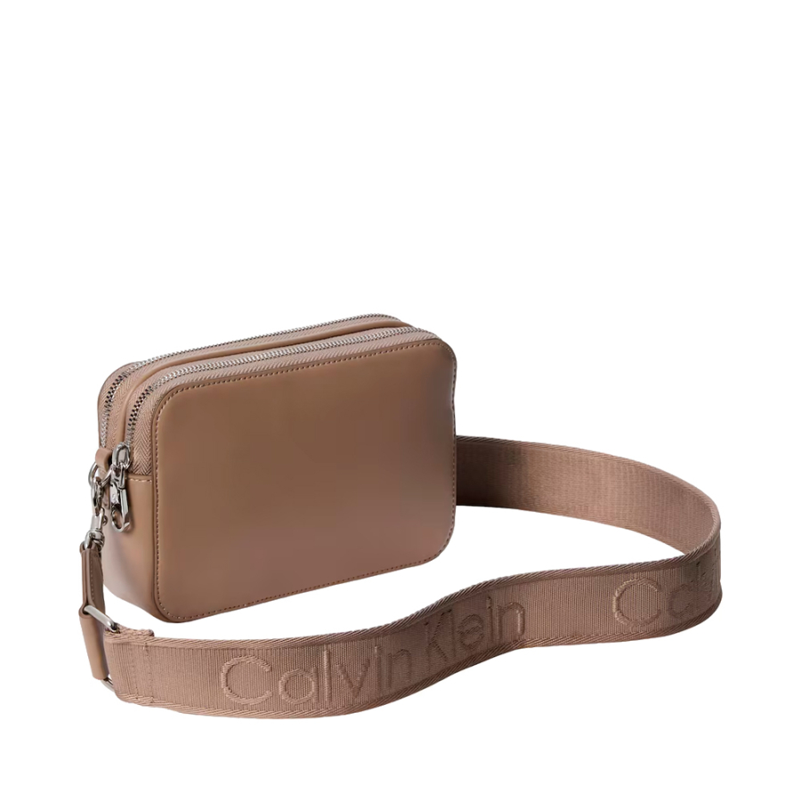 sac-bandouliere-convertible-a-2-bretelles sac-bandouliere-convertible-a-2-bretelles