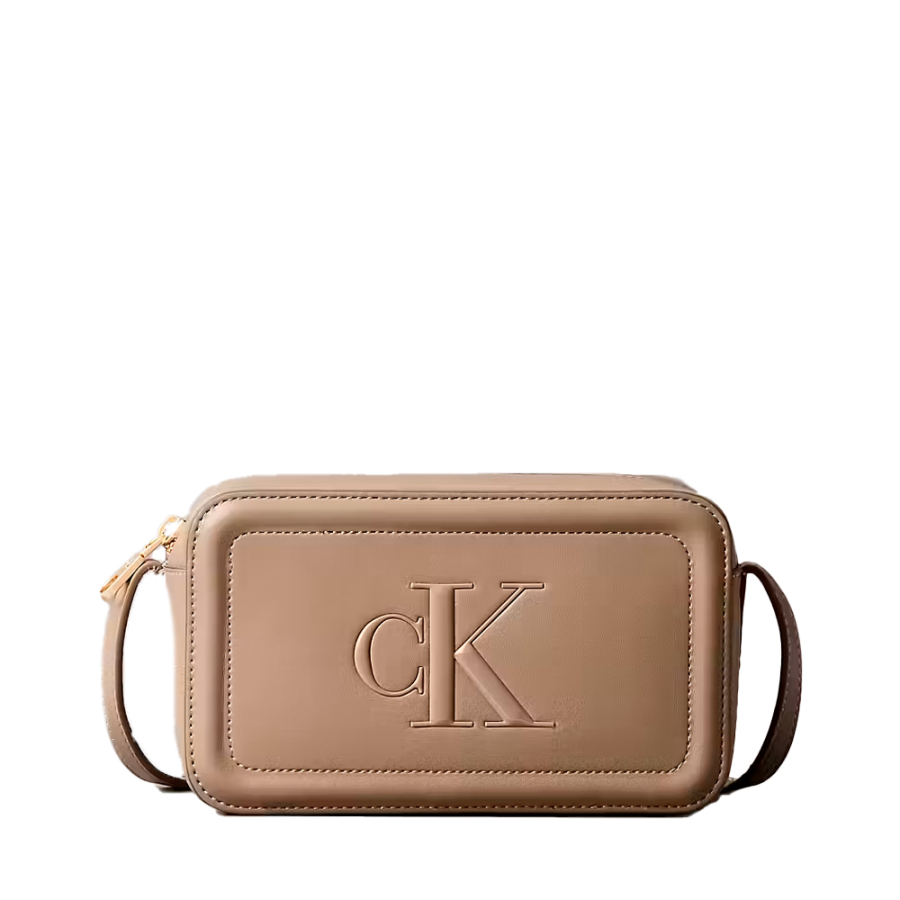 sac-photo-monogramme-en-vedette sac-photo-monogramme-en-vedette