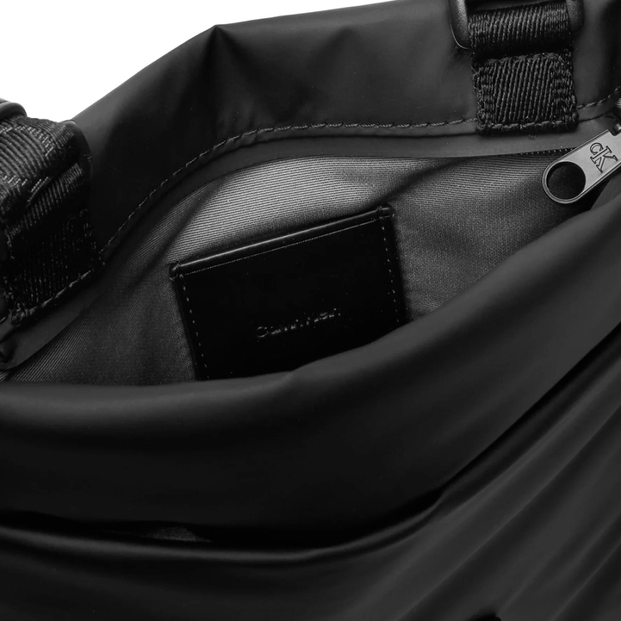 bolsa-transversal-utilitaria-acolchoada-e-dobravel bolsa-transversal-utilitaria-acolchoada-e-dobravel