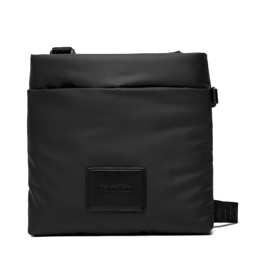 puffer-utility-flatpack-crossbody-bag