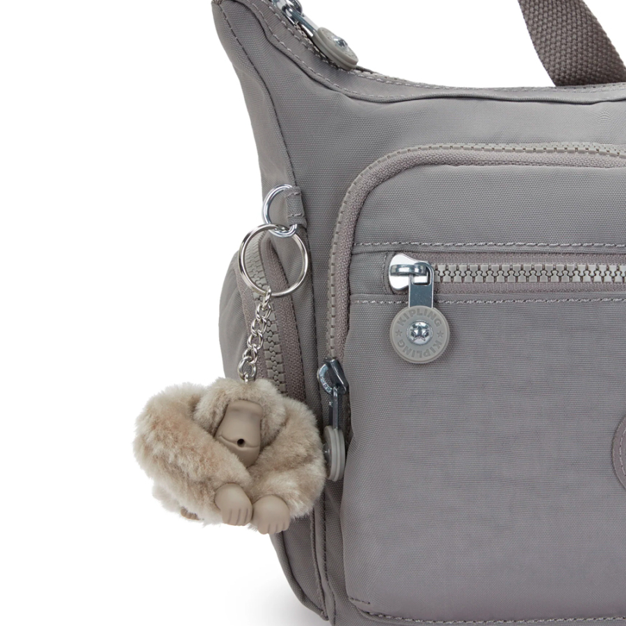 gabbie-s-medium-shoulder-bag