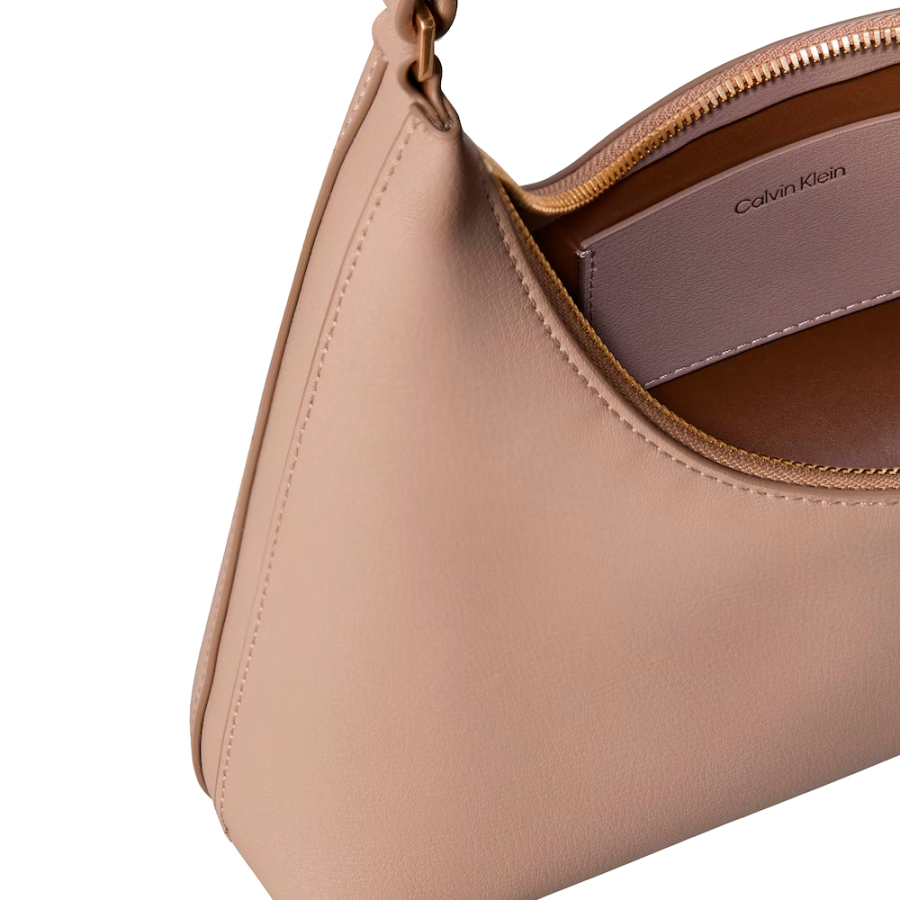 shoulder-bag-with-embossed-logo shoulder-bag-with-embossed-logo