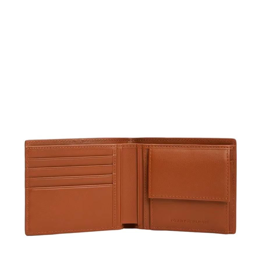 leather-bifold-wallet-with-logo leather-bifold-wallet-with-logo