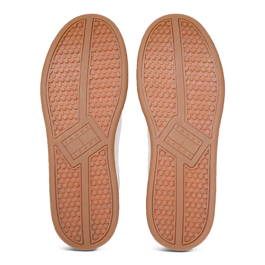 scarpe-da-tennis-in-pelle-d-archivio scarpe-da-tennis-in-pelle-d-archivio